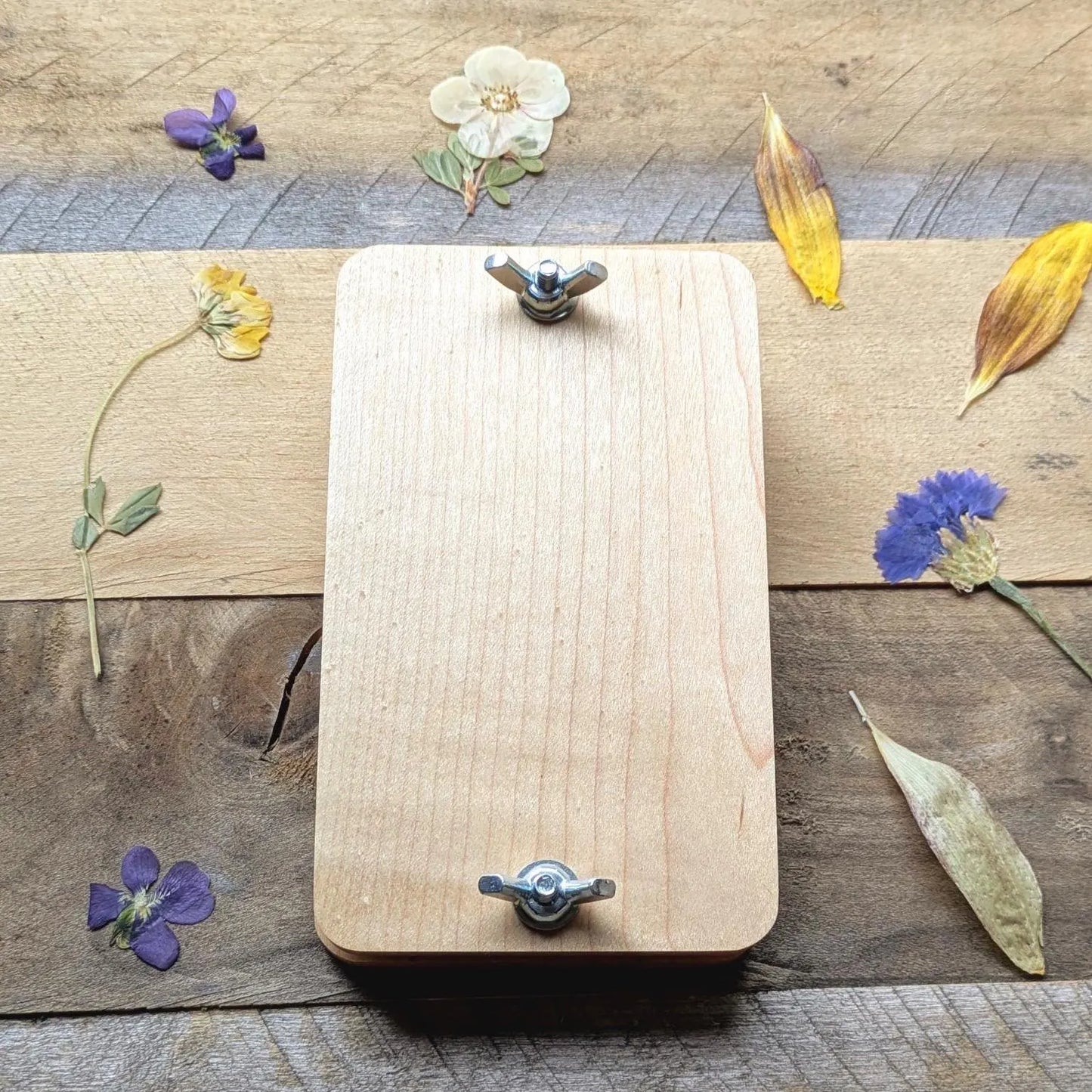 Wholesale Pocket Flower Presses Made From Locally Sourced Hardwood | 3"x5"