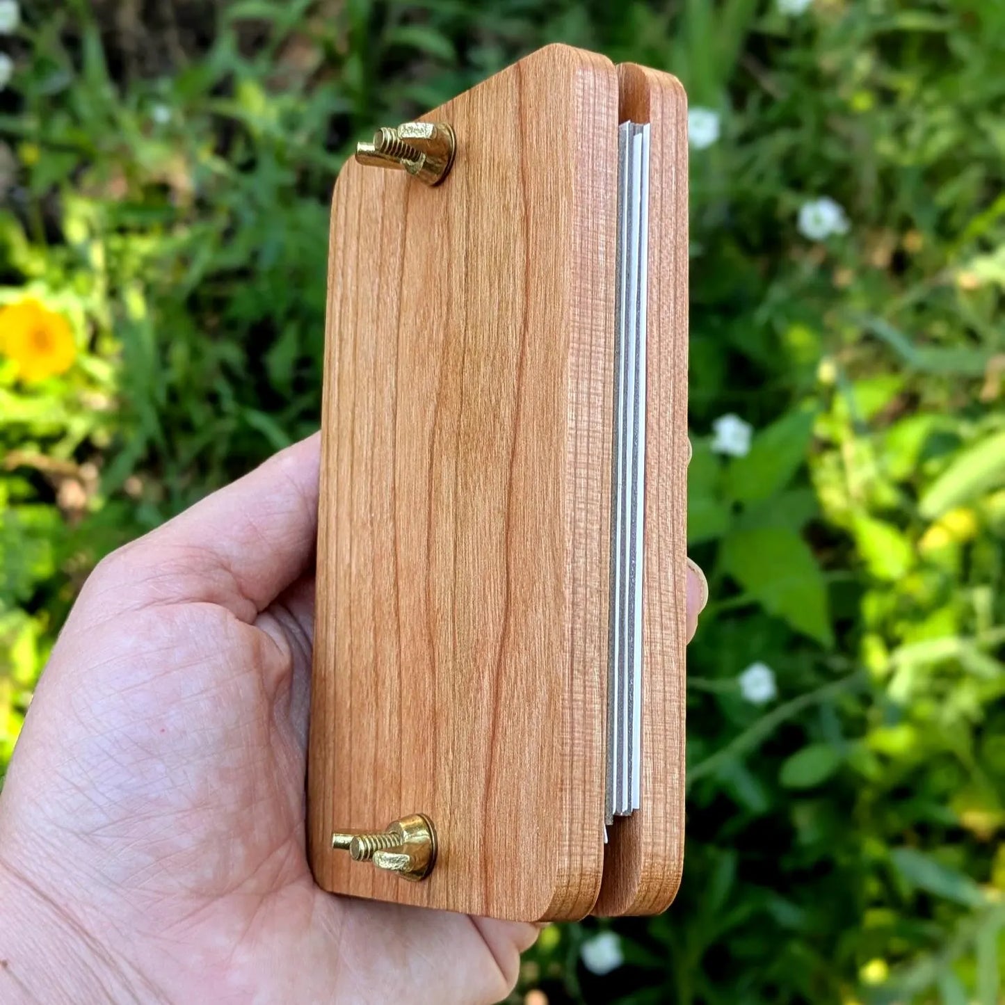 Wholesale Pocket Flower Presses Made From Locally Sourced Hardwood | 3"x5"