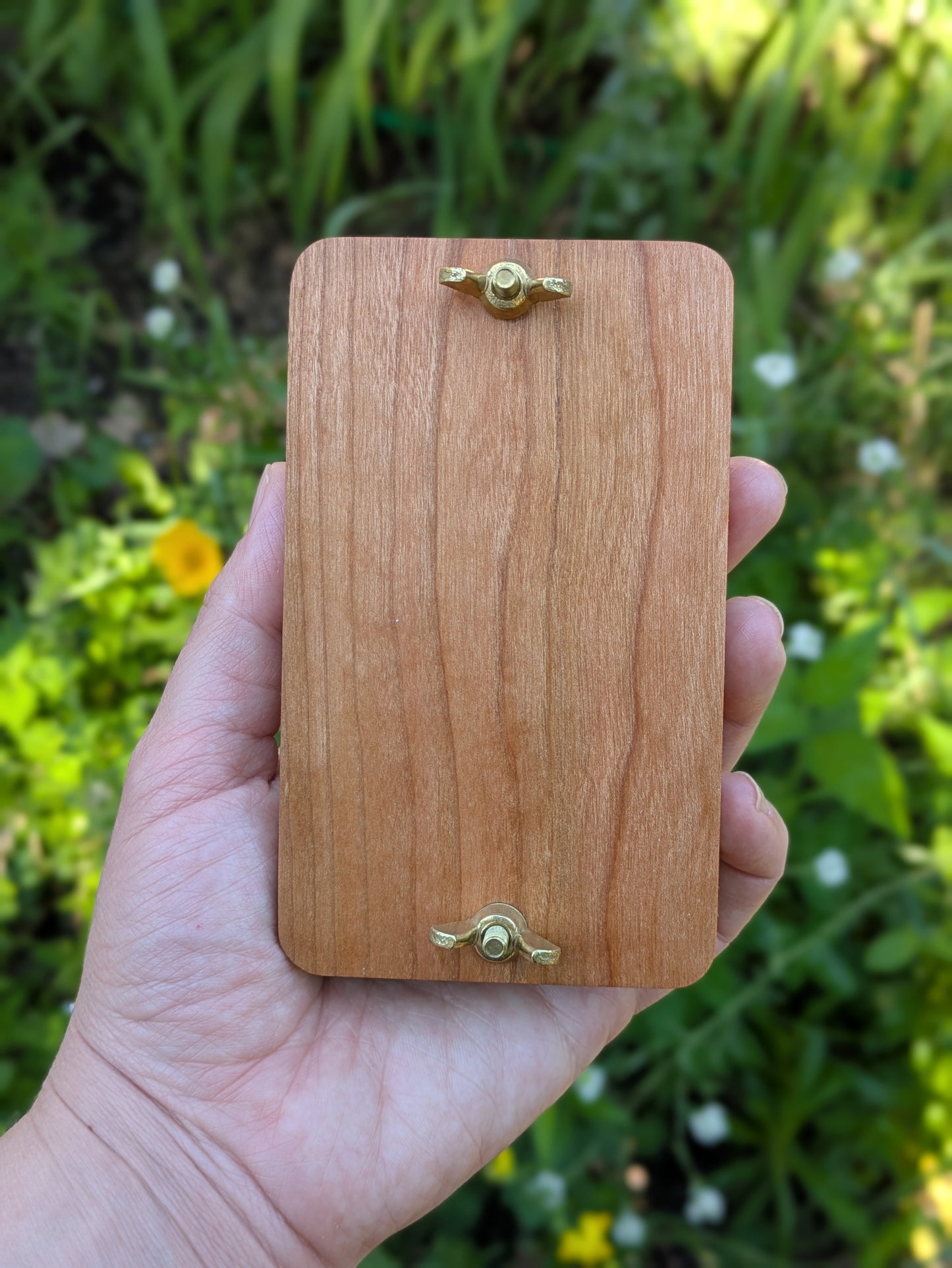 Wholesale Pocket Flower Presses Made From Locally Sourced Hardwood | 3"x5"