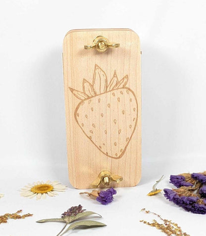 Hardwood Pocket Flower Press With Strawberry Design | 2" x 4"